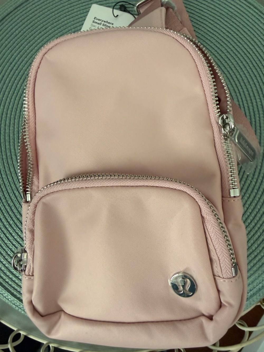 lululemon athletica Everywhere Small Pink Sling - Picture 3 of 8